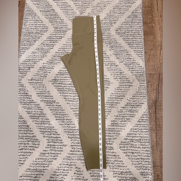 Brooks Run Happy Leggings - Picture 11 of 14